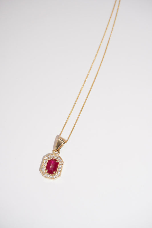 DIJE RUBÍ & DIAMANTES CORTE ESMERALDA