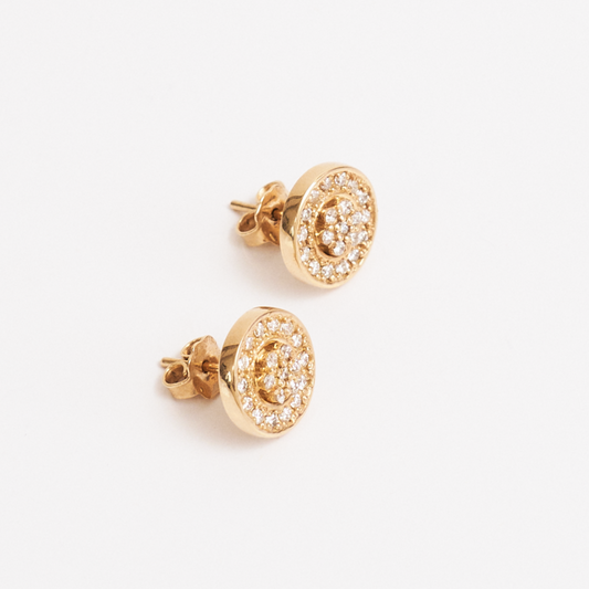 ARETES DIAMOND CAKE