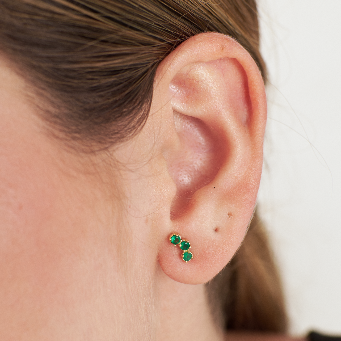 CURVE EMERALD