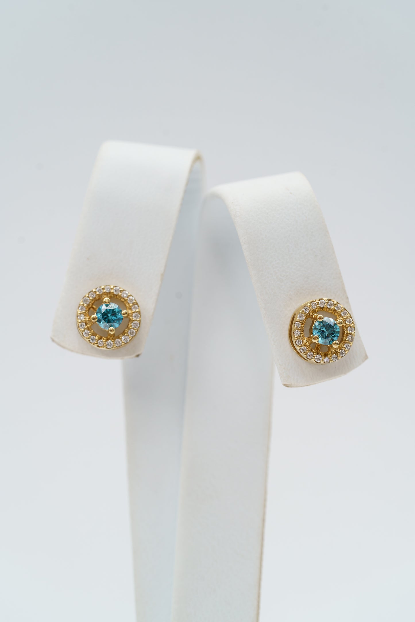 59. TOPOS HALO DIAMANTE AZUL